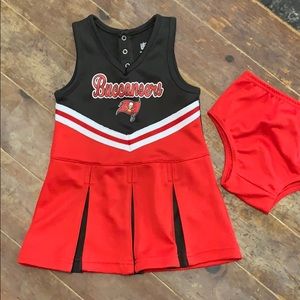 Buccaneers 🏴‍☠️ cheer apparel